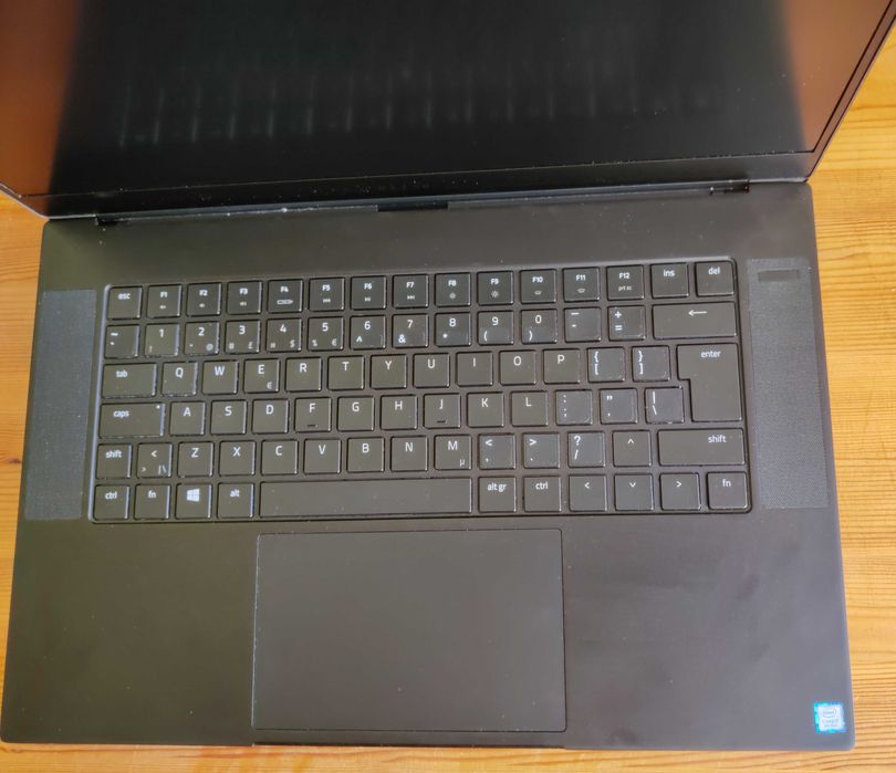 Laptop Razer Blade Advanced 15, RTX 2080, i7 8750h, 16gb RAM