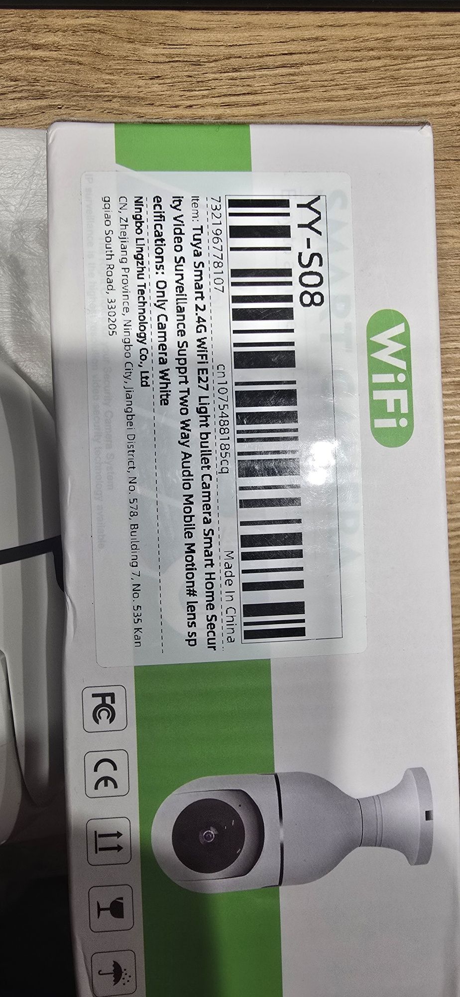 Kamera HD 360° 2.4G w żarówkę e27 wi-fi Tuya nowa