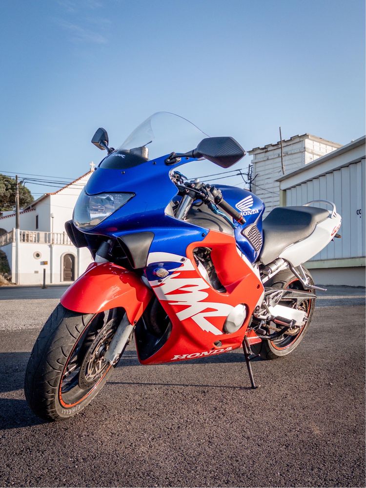Honda Cbr F4 600