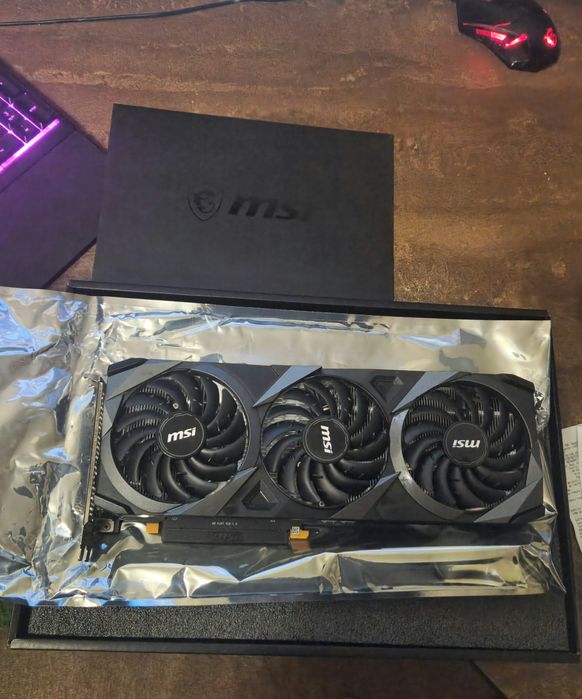 GeForce RTX 3060 VENTUS 3X 12G OC