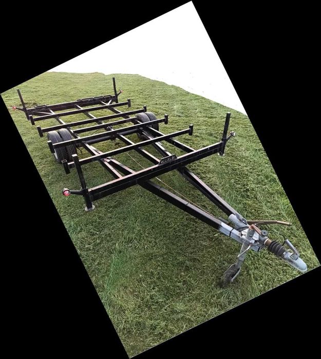 Przyczepa - wymiary szer. 210 x dł. 350 wys. 47cm