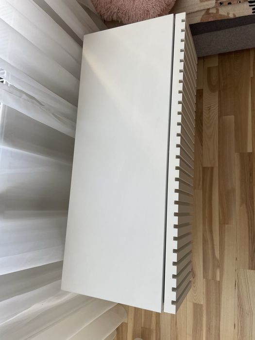 Stolik RTV wykonany przez stolarza