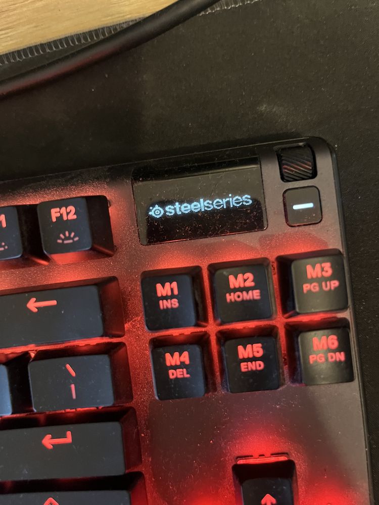Klawiatura gamingowan steelseries apex 7 tkl red switch