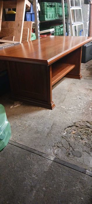 Ława do salonu pokoju