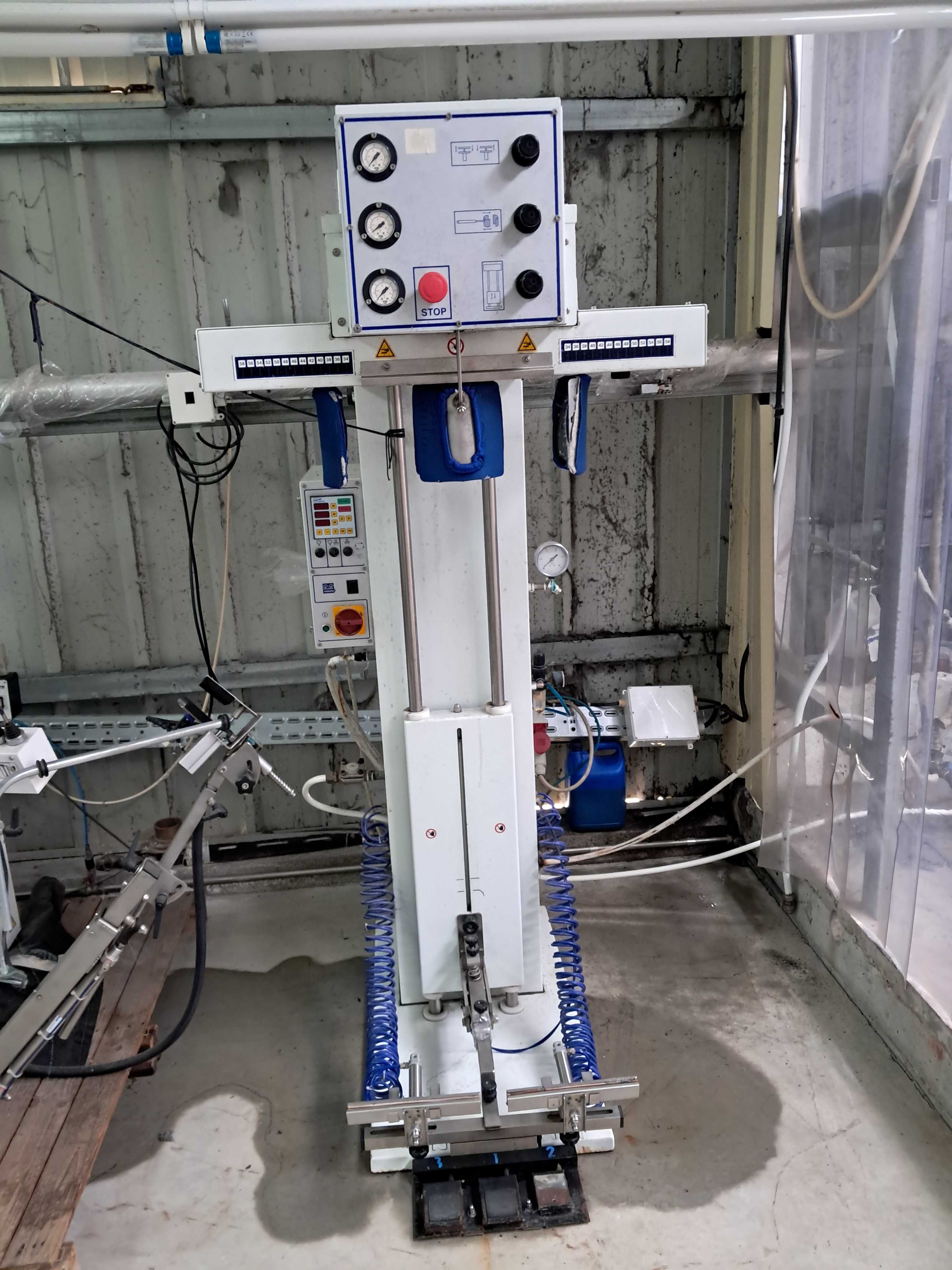 Máquina automática de passar a ferro para calças