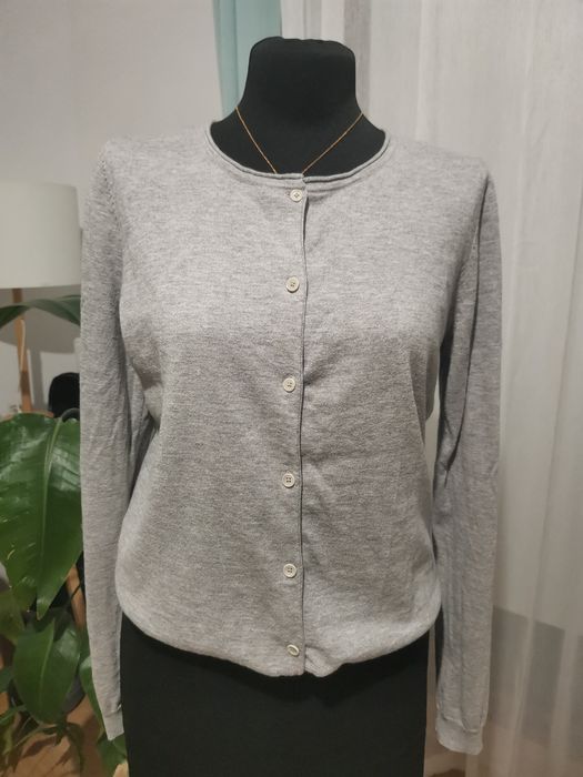Szary damski sweterek na guzikach merino cotton