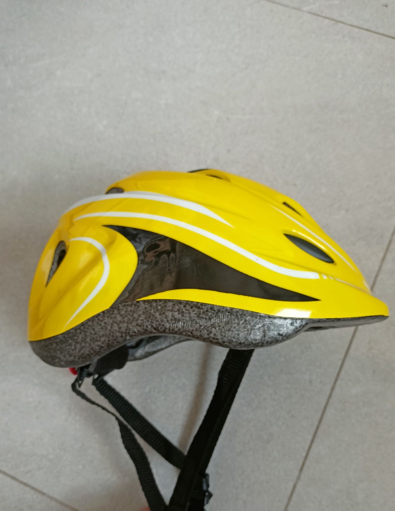 Kask rowerowy - stan bdb