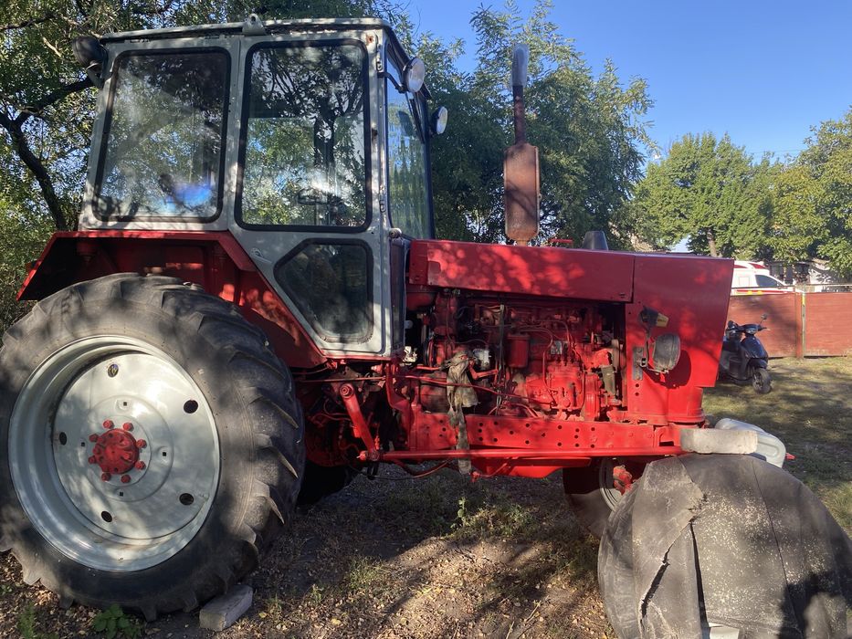 Трактор ЮМЗ-6 і культиватор