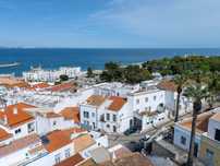 Moradia Em Banda Com Vista Mar Para Venda No Centro Histórico De Lagos