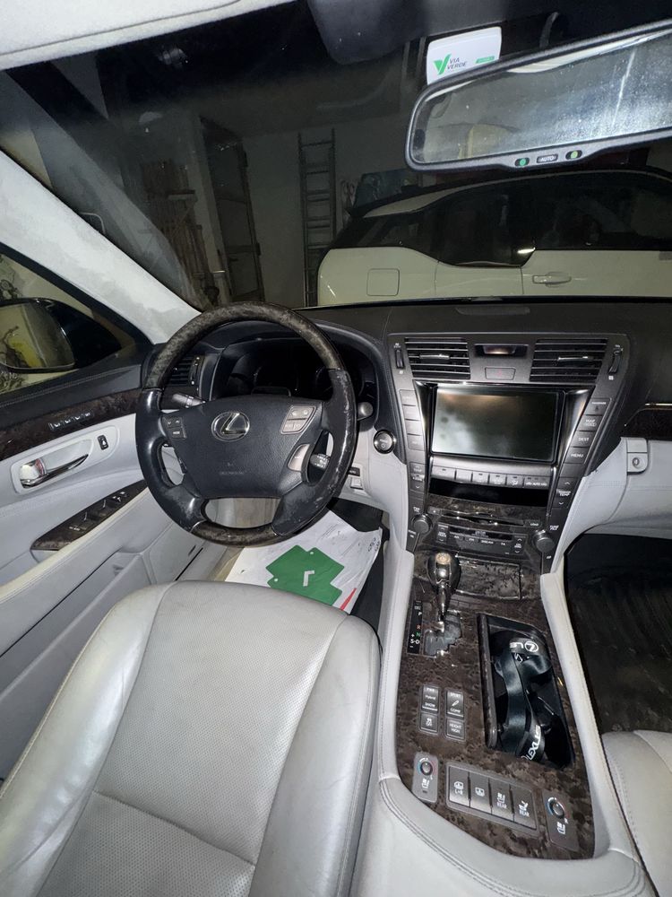Lexus Ls600H 2008