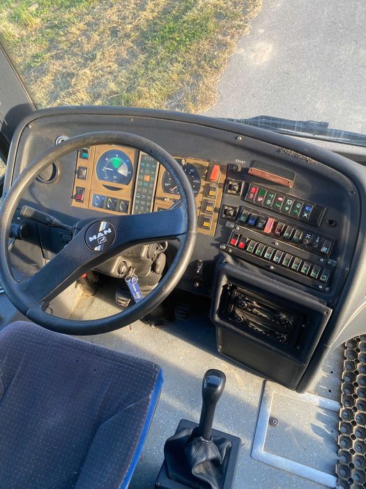 Sprzedam Autokar 39 miejsc MAN A53