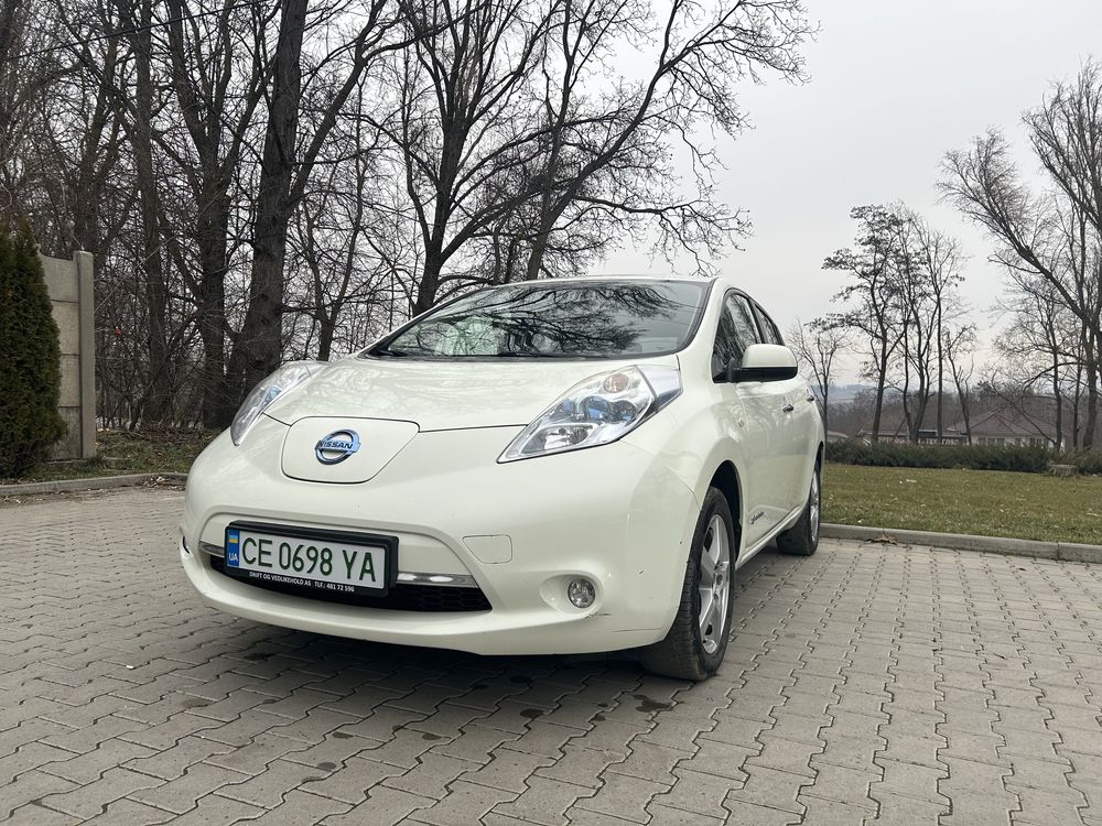 Nissan Leaf 2012 р 24kWh