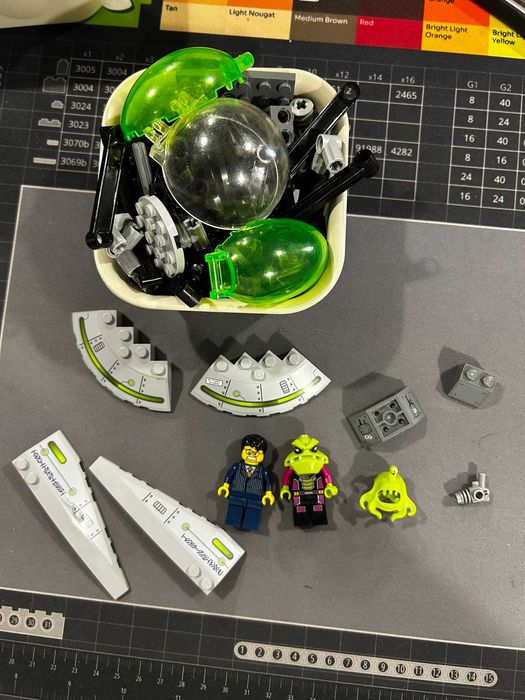 Lego Alien Conquest 7051 Inwazja kosmitów