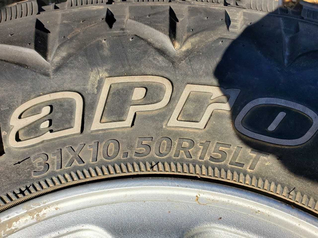 Hankook DynaPro MT 15 com jantes Mitsubishi