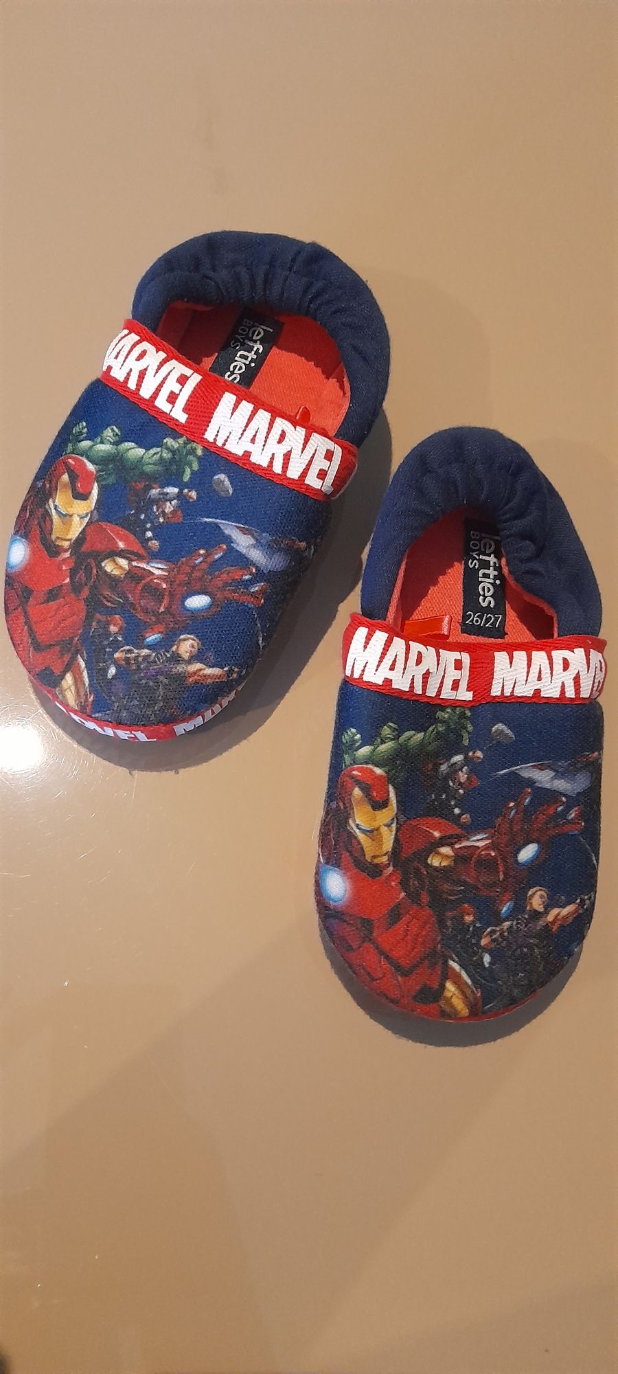 Pantufas Marvel - 26/27