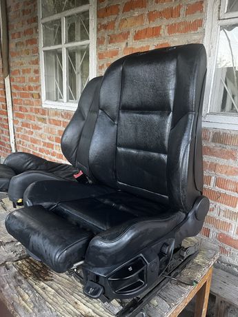 Продам сидение BMW Е60 Recaro