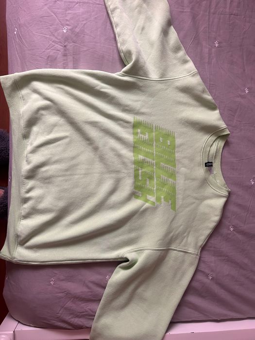 Кофта з логотипом