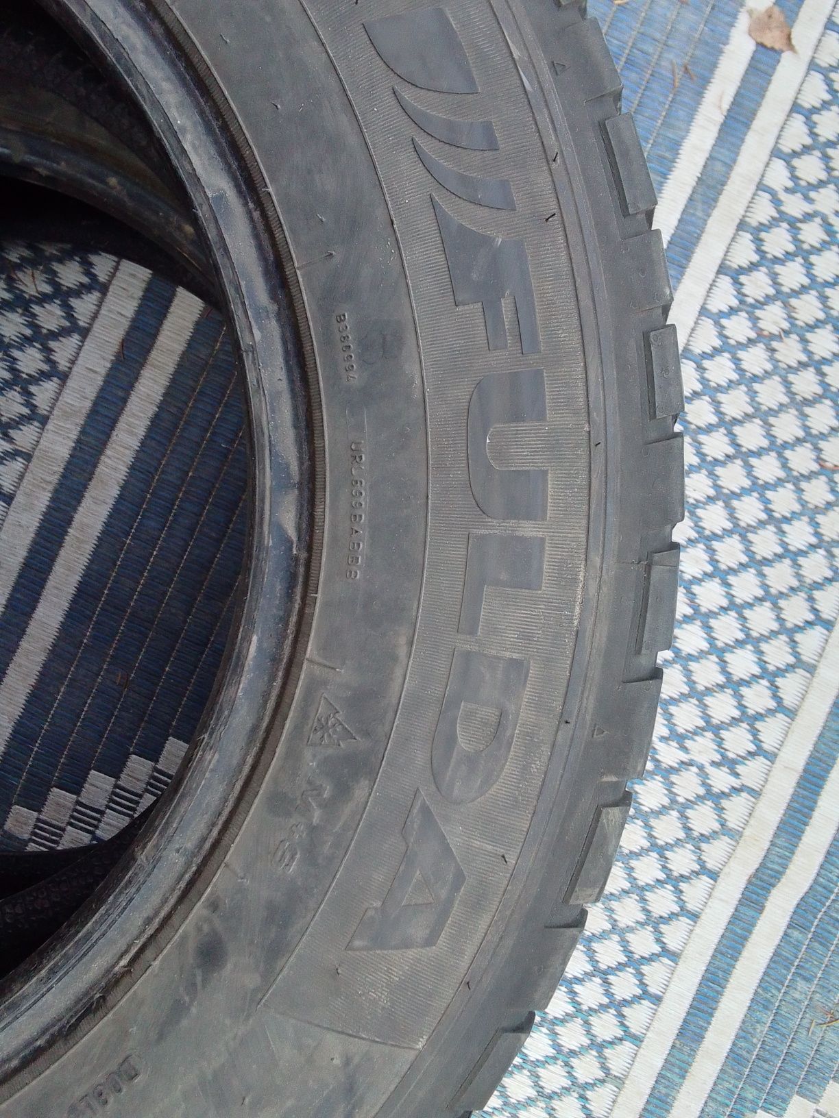 2 Opony zimowe 215/65r16C FULDA 2022r
