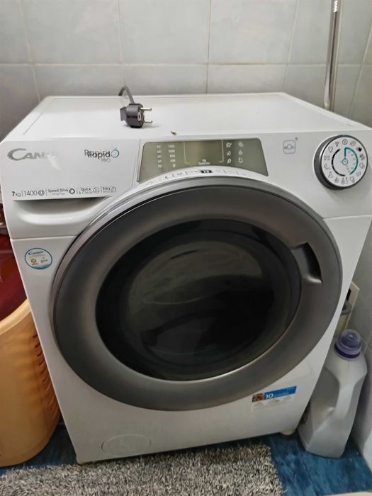 До квартири додається сарай з погребом у дворі.
І підвал під домом.