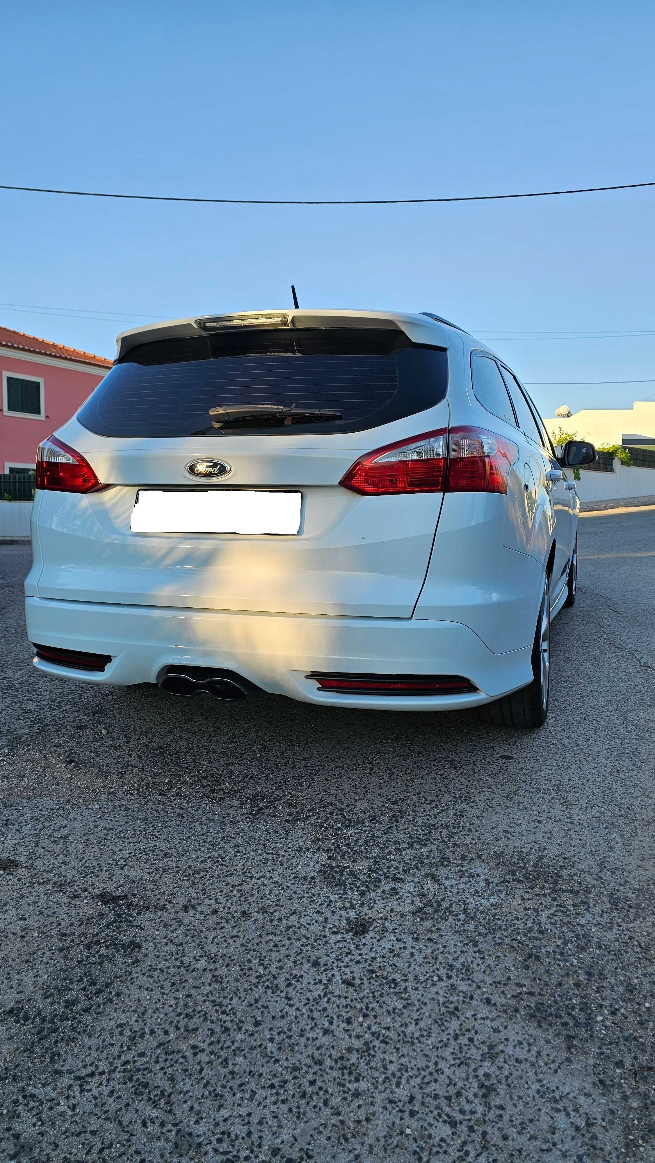 Ford Focus SW 2.0 EcoBoost ST 250cv