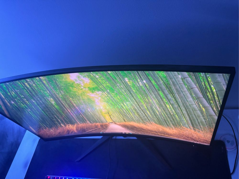 Monitor AOC G2 C32G2ZE 31.5" 1920x1080px 240Hz 0.5 ms [MPRT] Curved