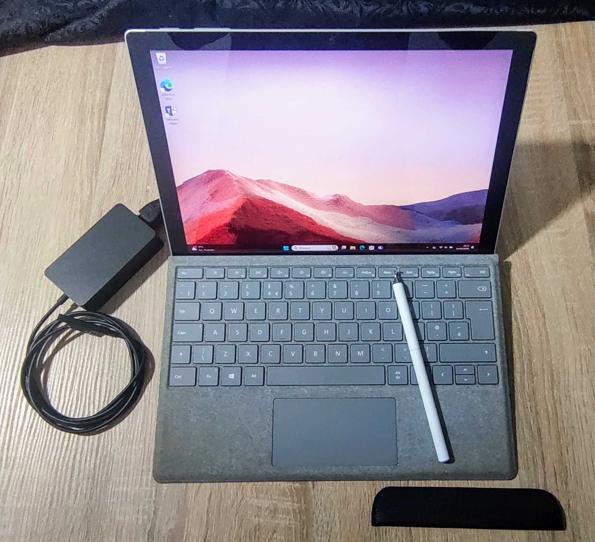 Microsoft Surface Pro 7