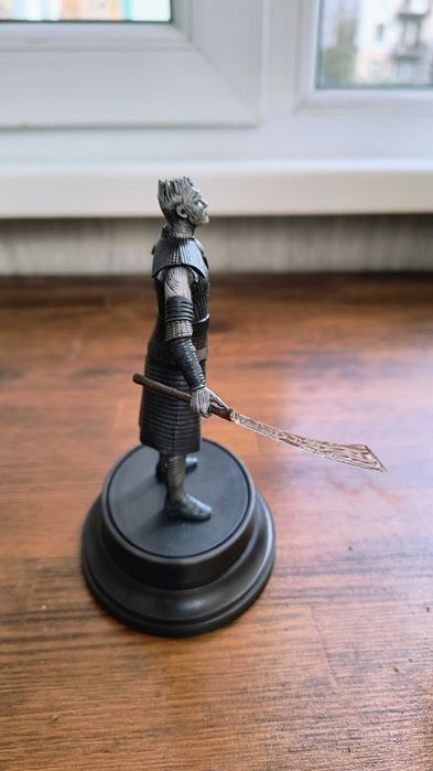 Фигурка Король Ночи 1/16