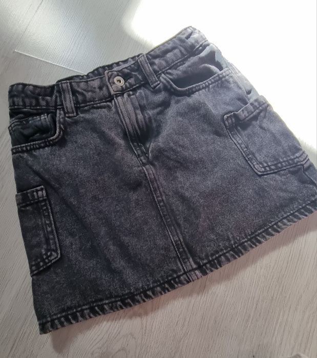 Spódnica Reserved rozmiar 140