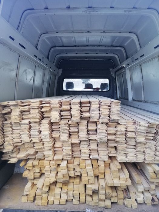 Пило матеріали хвоя