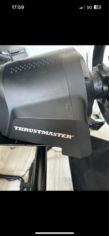 Thrustmaster T-GT Com volante, Pedais e Base.