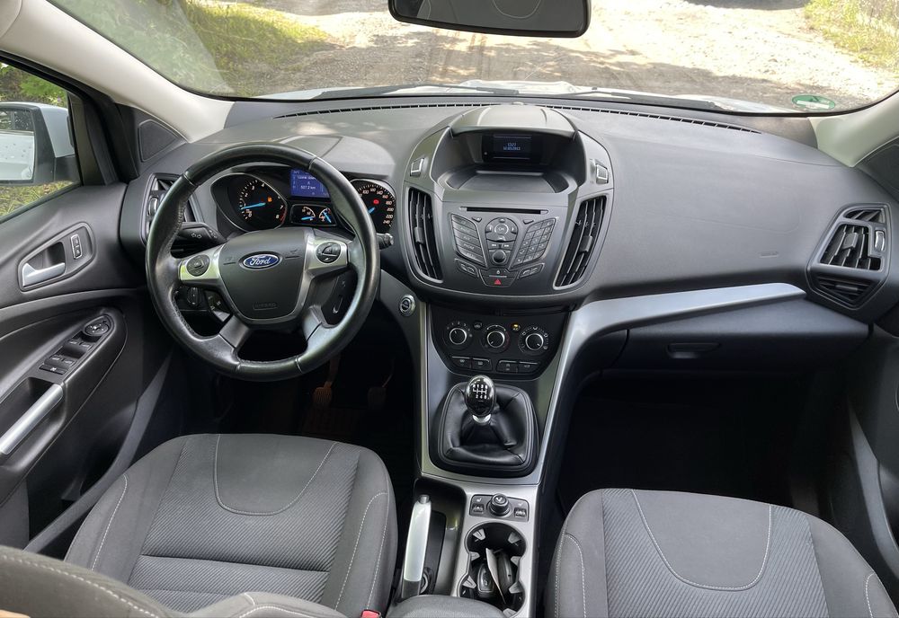 Ford Kuga 1,6 benzyna 2013