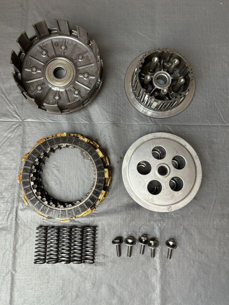 Sprzęgło kosz sprzęgłowy HONDA CRF250 R 10-17