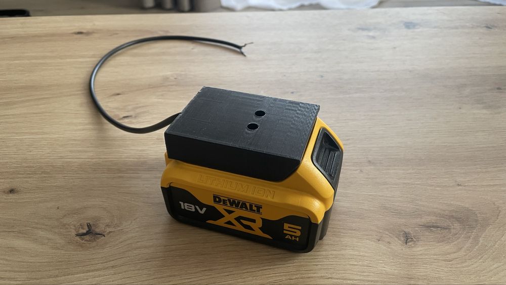 Adapter baterii Dewalt 18 V XR