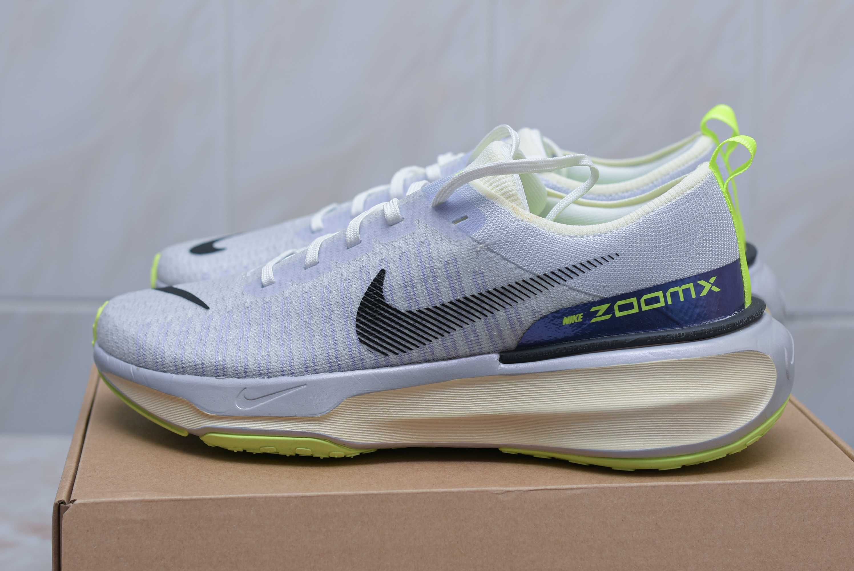 Топові бігові кросівки Nike ZoomX Invincible Run3