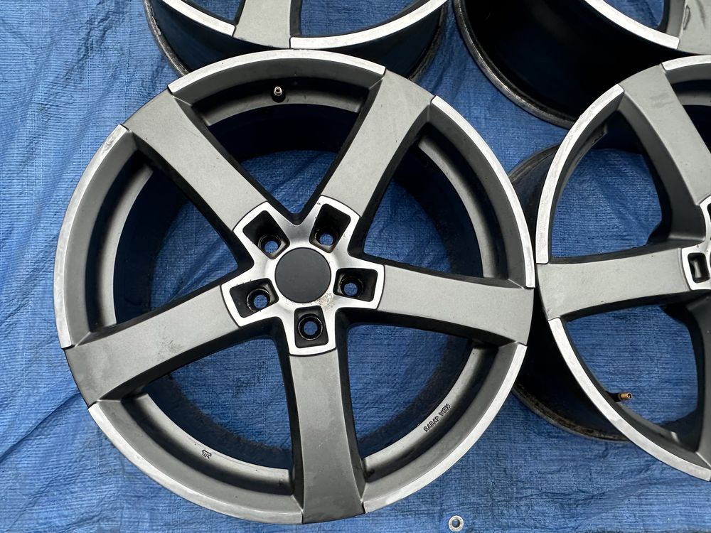 Felgi aluminiowe 18 5x112 Audi A4 A5 A6 A7 A8