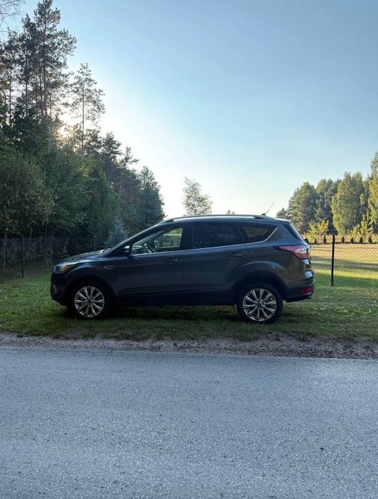 Ford Escape Titanium 2018 року