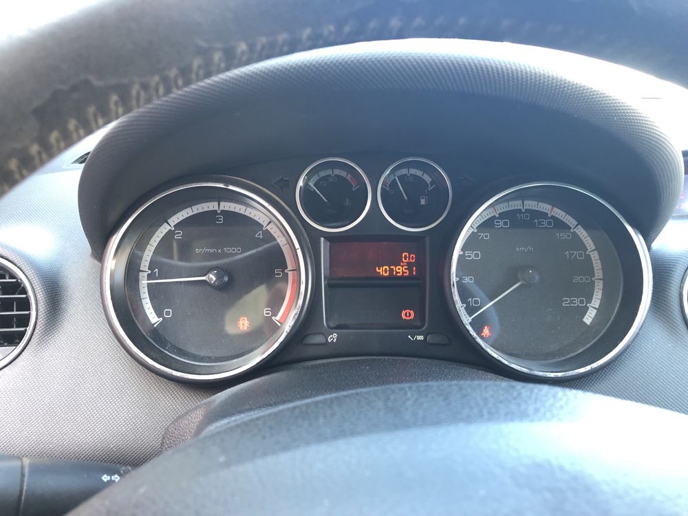 PEUGEOT 308 de 2009 em bom estado
