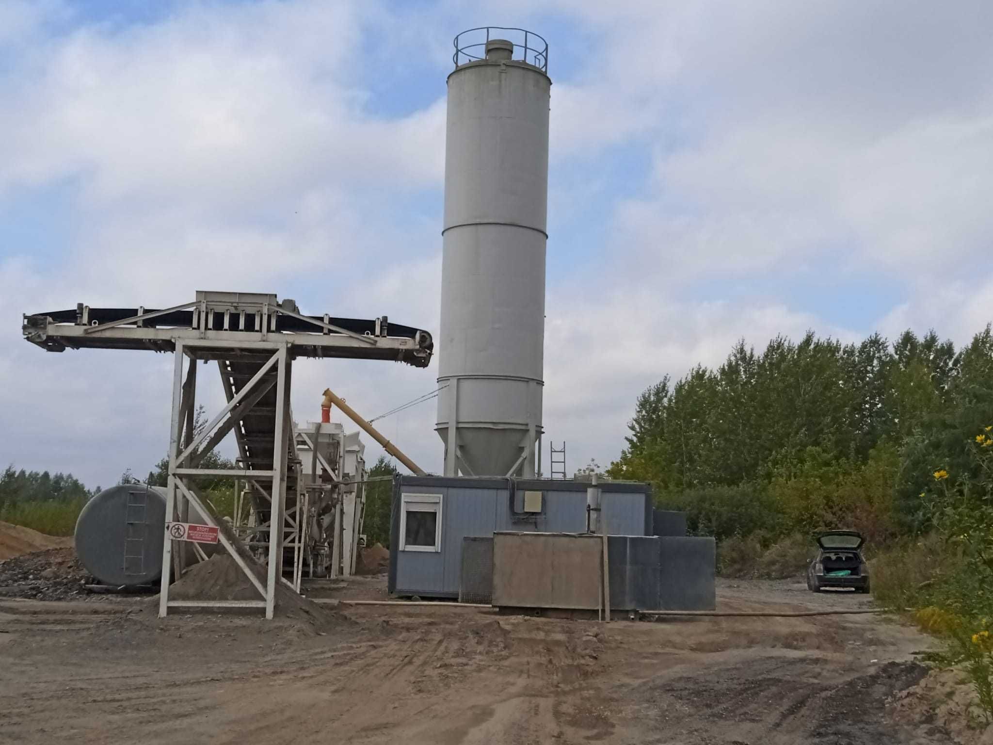 Mobilny węzeł do produkcji mieszanek KMK