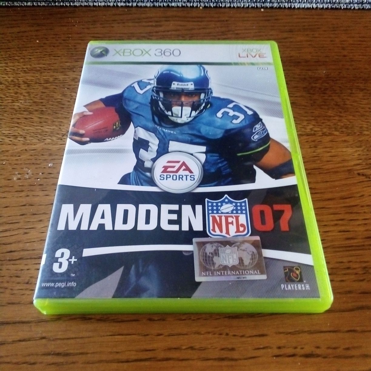 NFL. Madden 07. X box 360.