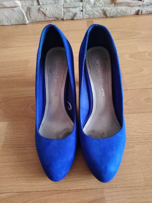 Kobaltowe buty na obcasie Sergio Leone