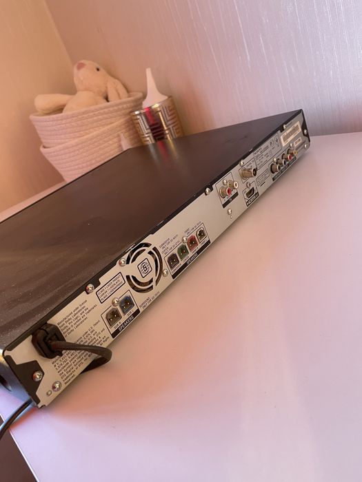 DVD, тюнер, під‘єднання до мікрофонів