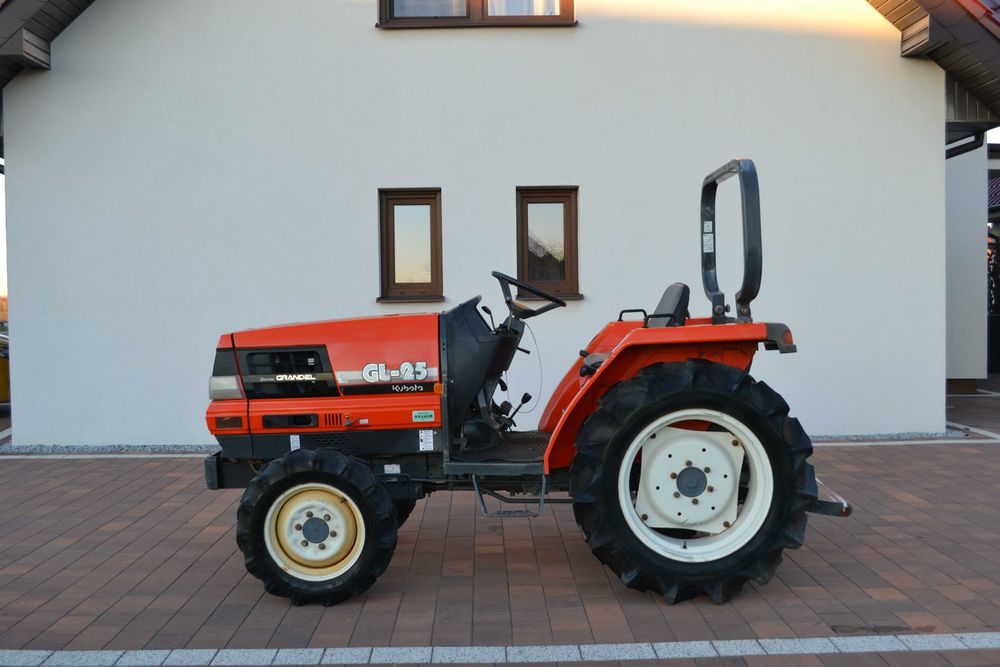 Traktorek japoński mini traktor Yanmar Kubota M japonski