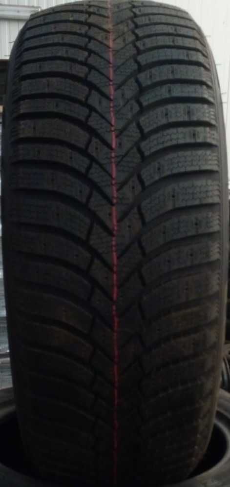 Opony zimowe 235/55R18 BRIDGESTONE Blizzak Spike3 NOWE