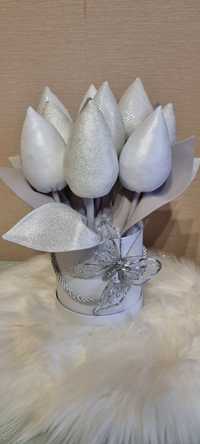 Flower Box 9 Tulipanów Glamour - biel + jasny szary