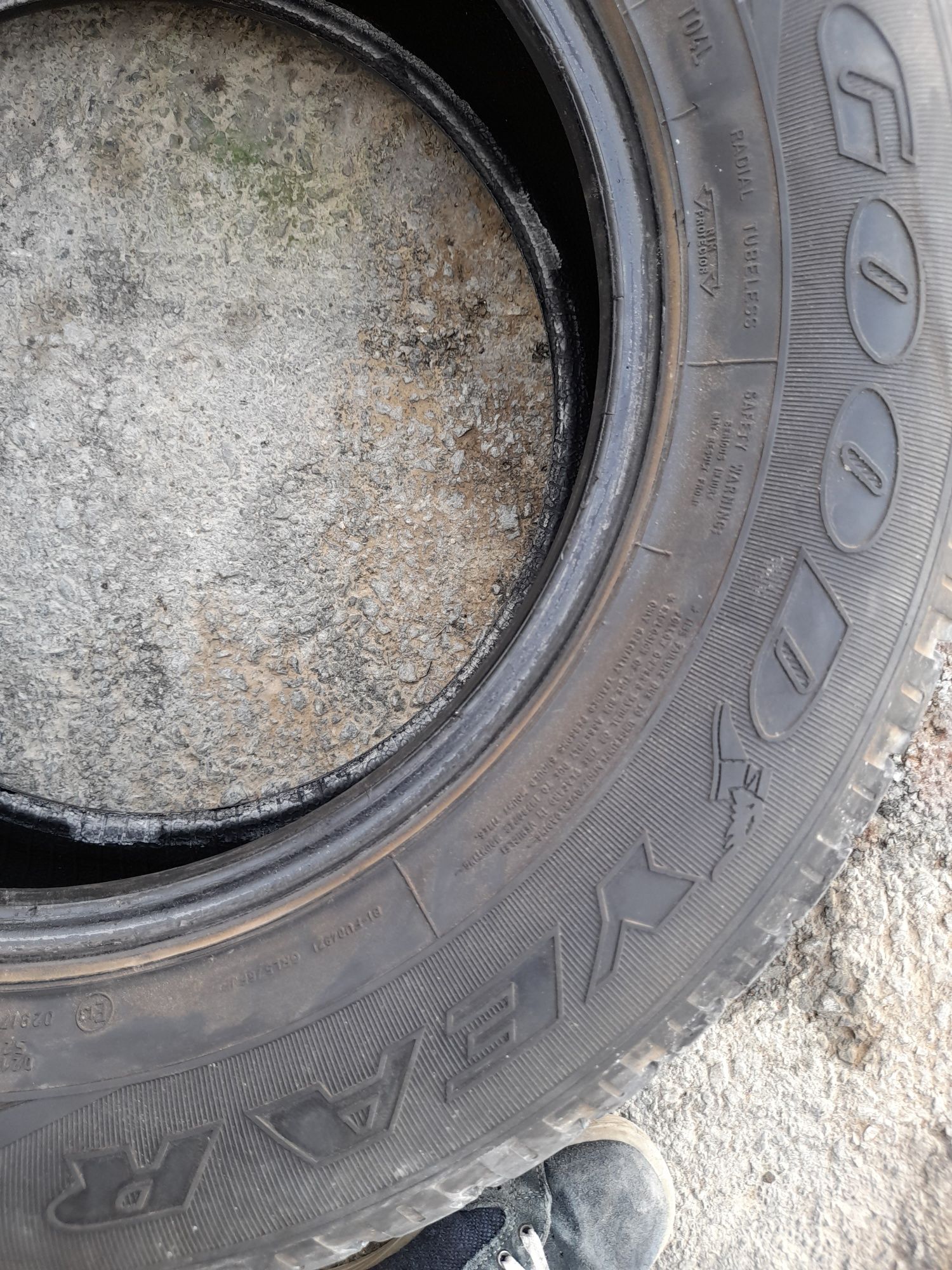 Pneus 255/65/17 goodyear wrangler