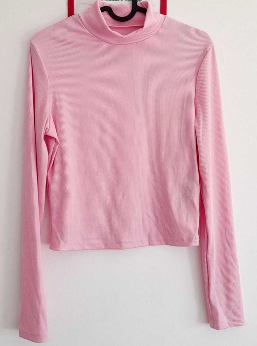 Camisa de gola e manga longa