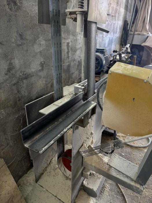 Лінія з виготовлення держаків. Черенків, колишек, ніжек