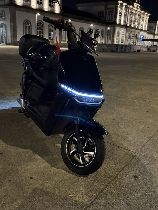 Vendo mota elétrica