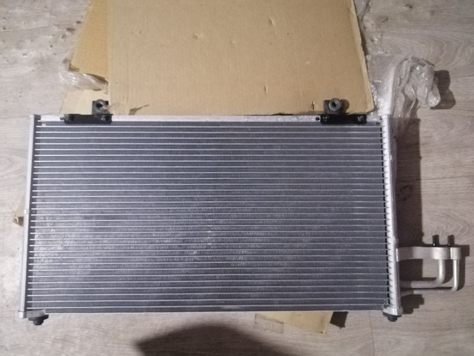 Радіатор кондиціонера Лада Пріора