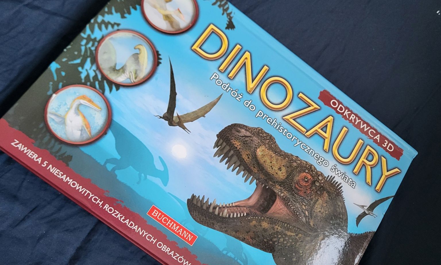 Dinozaury odkrywca 3D książka